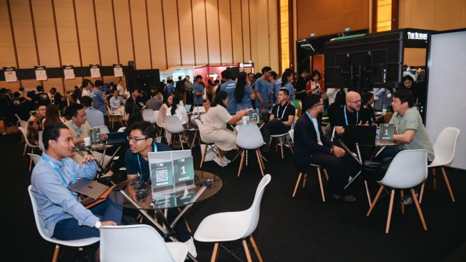 menkomdigi-ajak-investor-global-berinvestasi-di-startup-indonesia