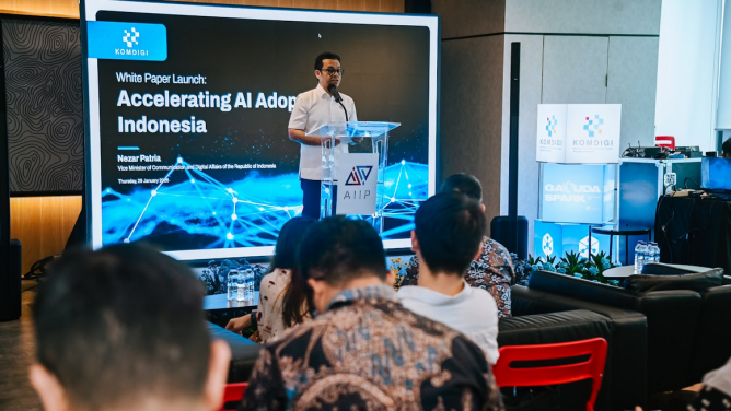 kejar-pertumbuhan-ekonomi-wamenkomdigi-tekankan-adopsi-ai-di-sektor-strategis
